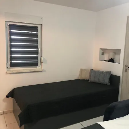 Apartma Smit *